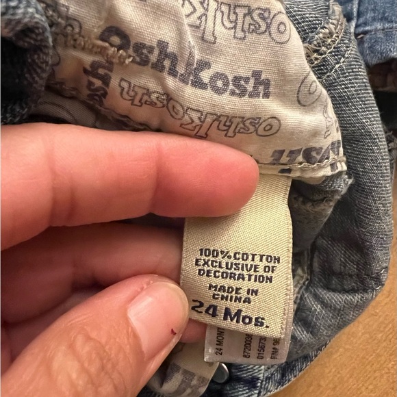 Oshkosh B'gosh Vestpak Denim Cargo Overalls Size 24 months - Picture 6 of 7